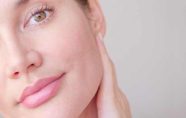Make Your Skin Look Radiant With Dermaplaning
